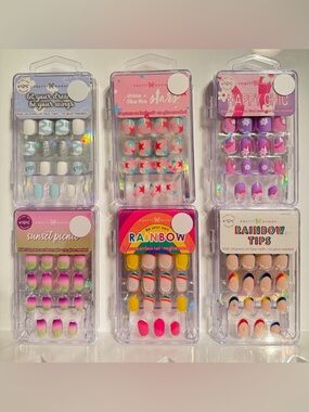 Kids Press On Nails - 6 Sets